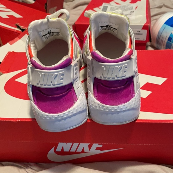 Multicored custom Nike Huarache 4youth - Picture 3 of 4